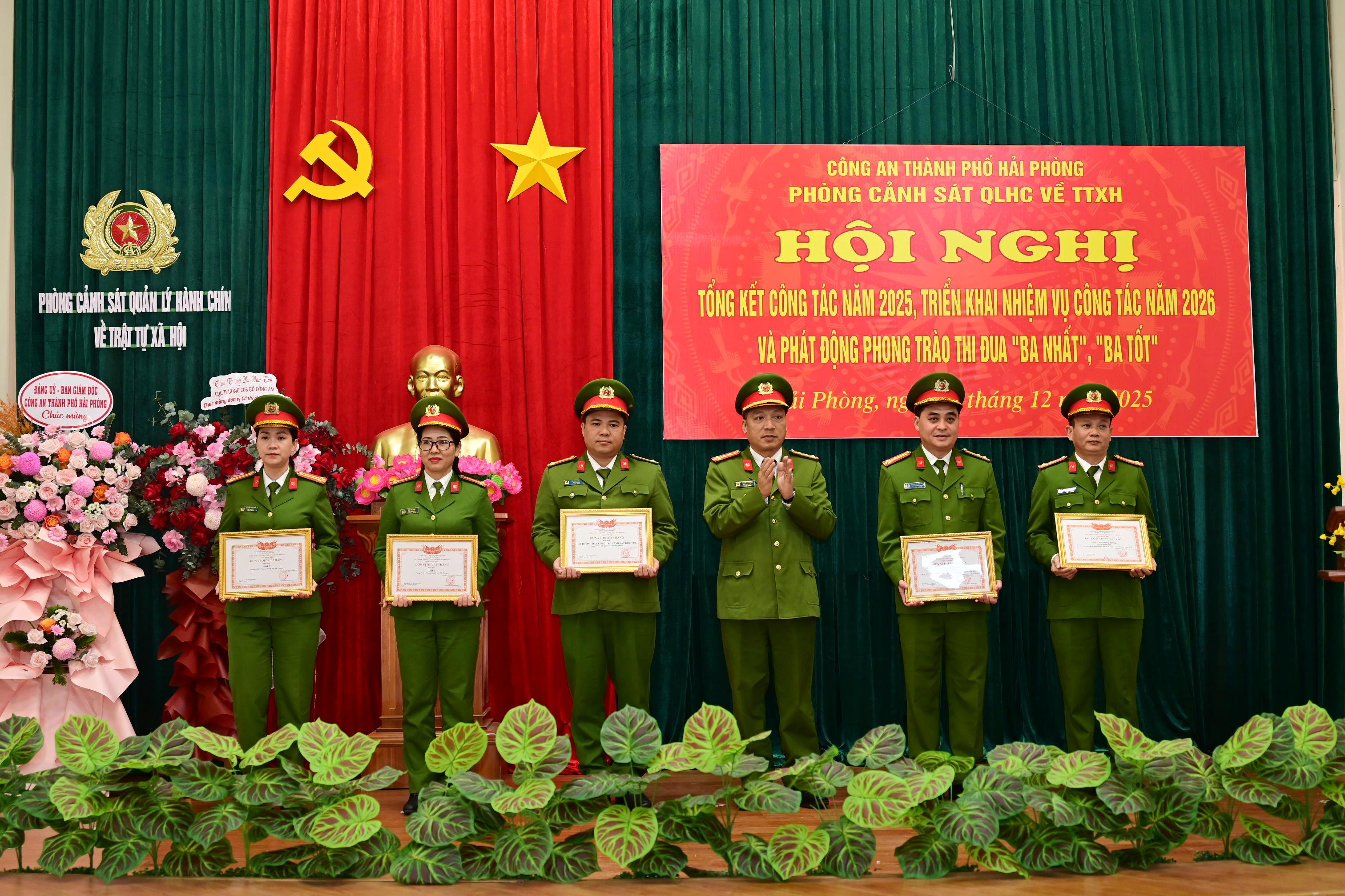 Phòng Cảnh sát Quản lý hành chính về trật tự xã hội: Phấn đấu thực hiện thắng lợi 4 nhóm mục tiêu, yêu cầu công tác năm 2026
